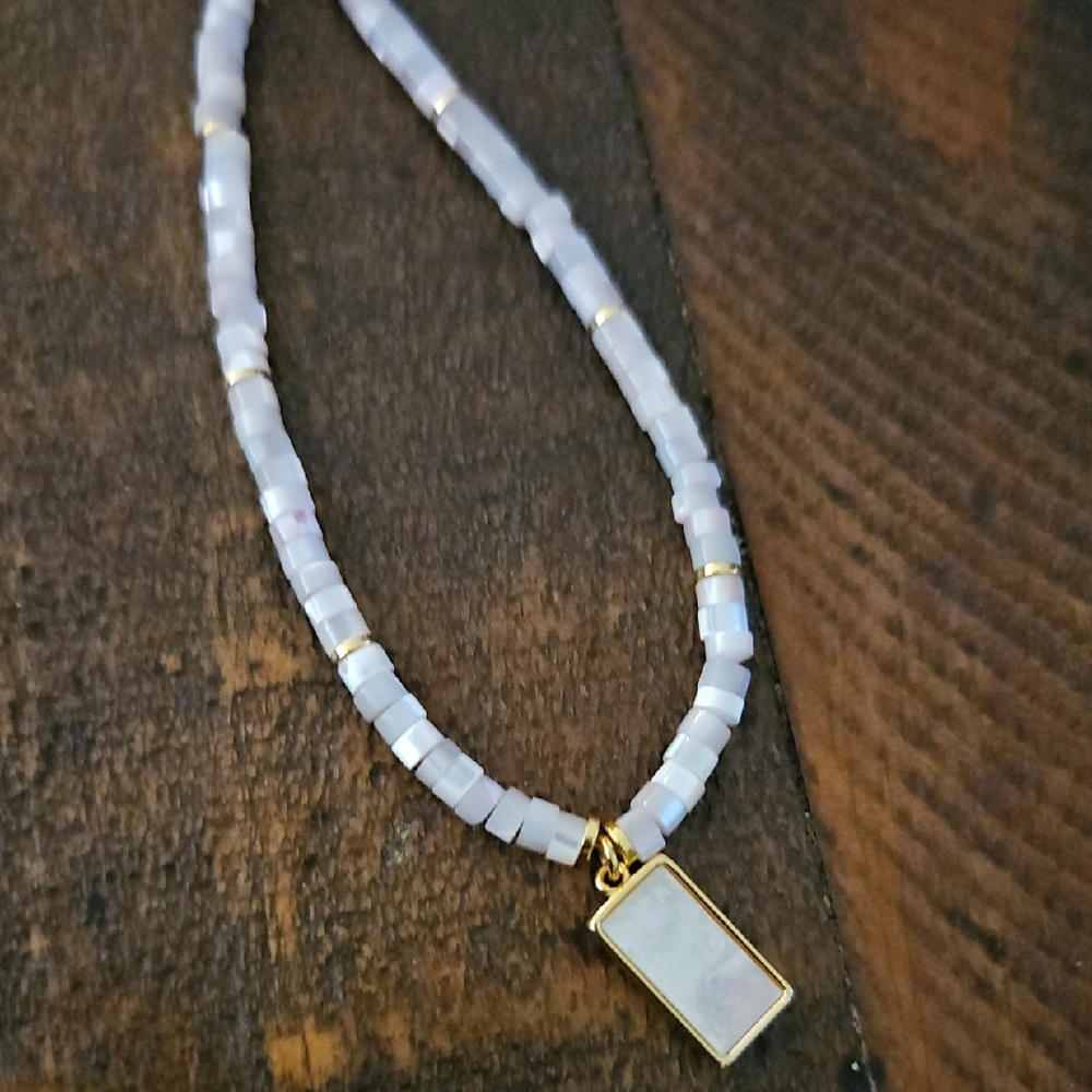 Elegant Gold and White Beaded Necklace